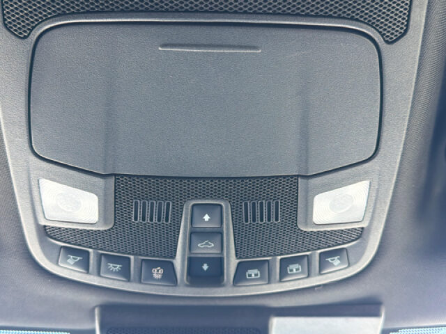 2018 Ford F-150 Limited fx4 SuperCrew Image 19