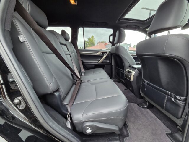 2021 Lexus GX 460 Base Image 32